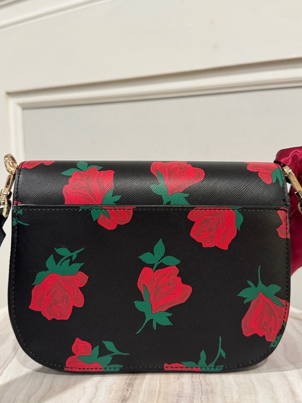 Kate Spade Bag Madison Rose Toss Printed Black Saddle Crossbody - Picture 7 of 17